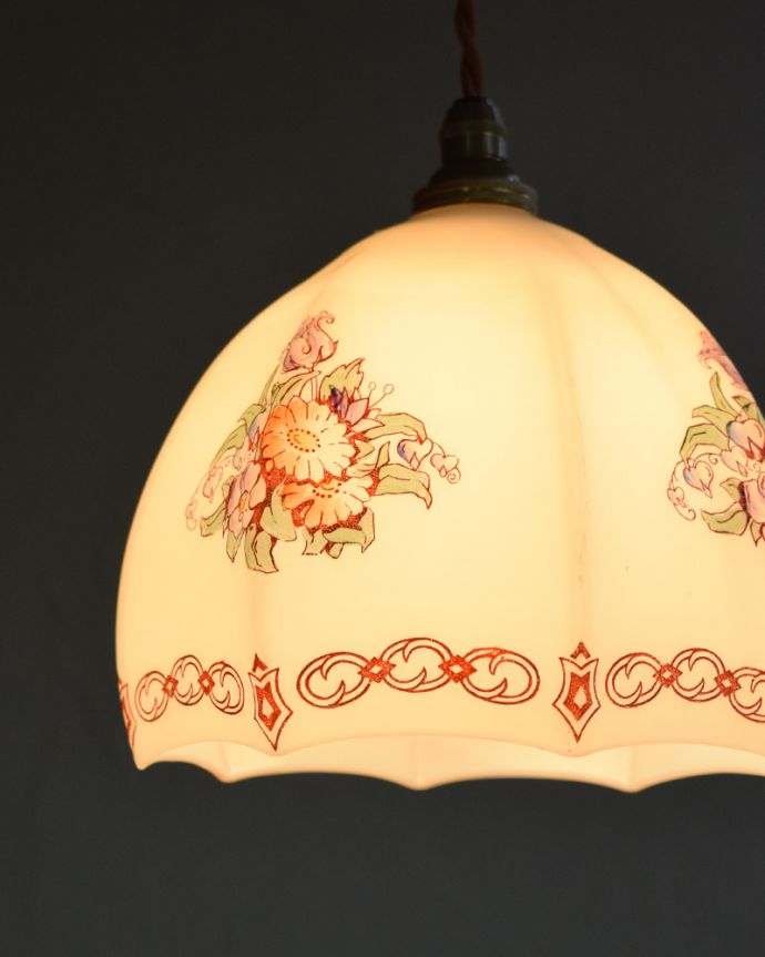 ペンダントライト　照明・ライティング　イギリス輸入のアンティークランプシェード（コード・シャンデリア電球・ギャラリーなし）。。(m-1788-z)