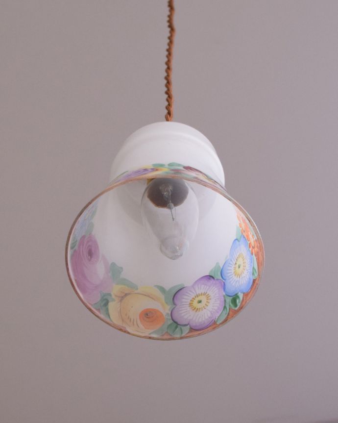 ペンダントライト　照明・ライティング　お花が満開！アンティークペンダントライト（コード・シャンデリア電球・ギャラリーなし）。。(m-1790-z)