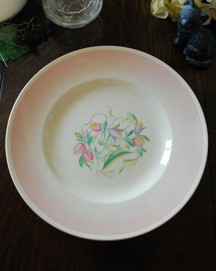 英国アンティークのおしゃれな食器