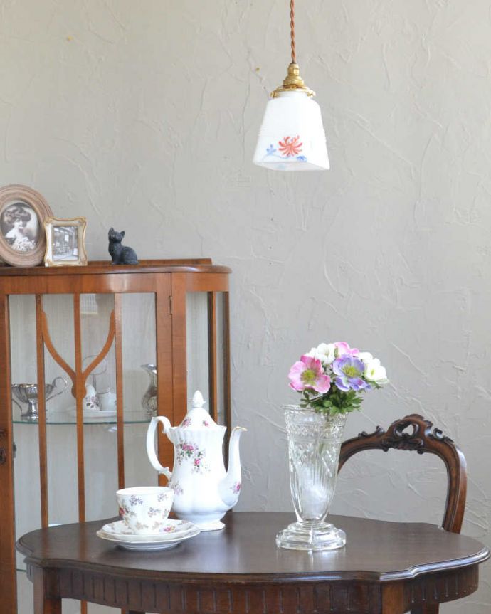 ペンダントライト　照明・ライティング　和のテイストにも合うアンティークペンダントライト（コード・シャンデリア電球・ギャラリーA付き）。。(m-1965-z)