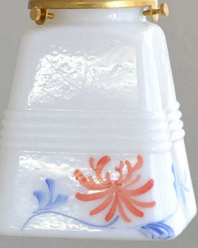 ペンダントライト　照明・ライティング　和のテイストにも合うアンティークペンダントライト（コード・シャンデリア電球・ギャラリーA付き）。。(m-1965-z)