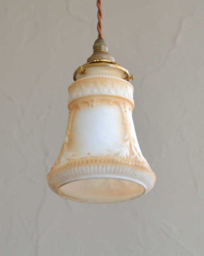 ペンダントライト　照明・ライティング　ギリシャ彫刻のようなアンティークペンダントライト（コード・シャンデリア電球・ギャラリーA付き）。。(m-1977-z)