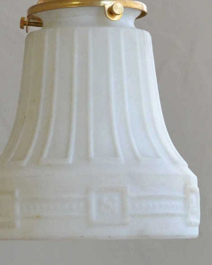 ペンダントライト　照明・ライティング　大人っぽいシックなアンティークペンダントライト（コード・シャンデリア電球・ギャラリーA付き）。。(m-1978-z)