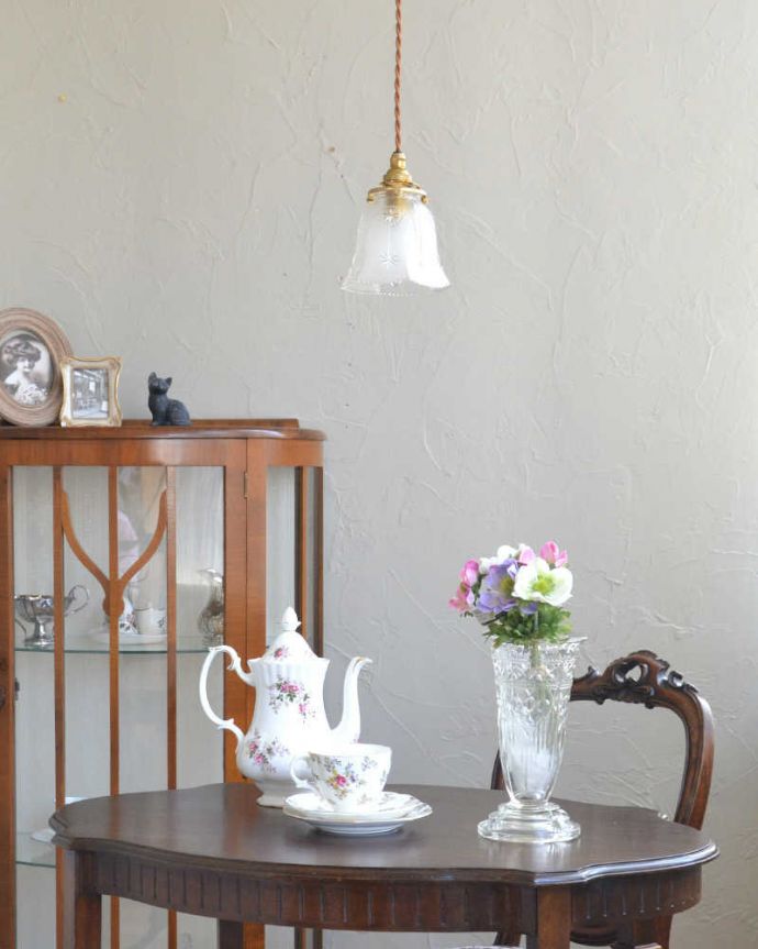 ペンダントライト　照明・ライティング　お星さまみたいに可愛いアンティークシェードペンダントライト（コード・シャンデリア電球・ギャラリーA付き）。。(m-1984-z)