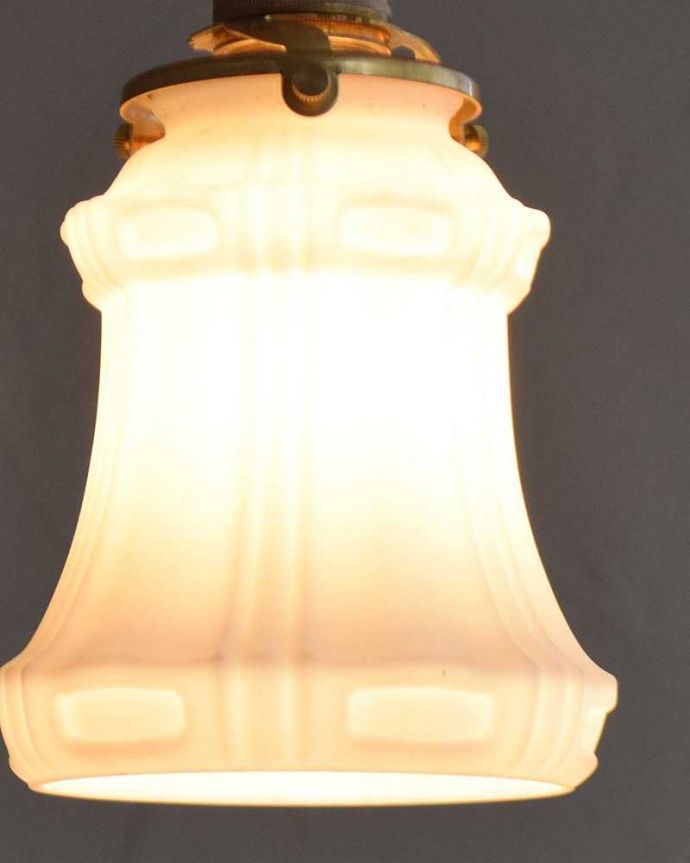 ペンダントライト　照明・ライティング　表情がある灯り、アンティークペンダントライト（コード・シャンデリア電球・ギャラリーA付き）。。(m-2020-z)