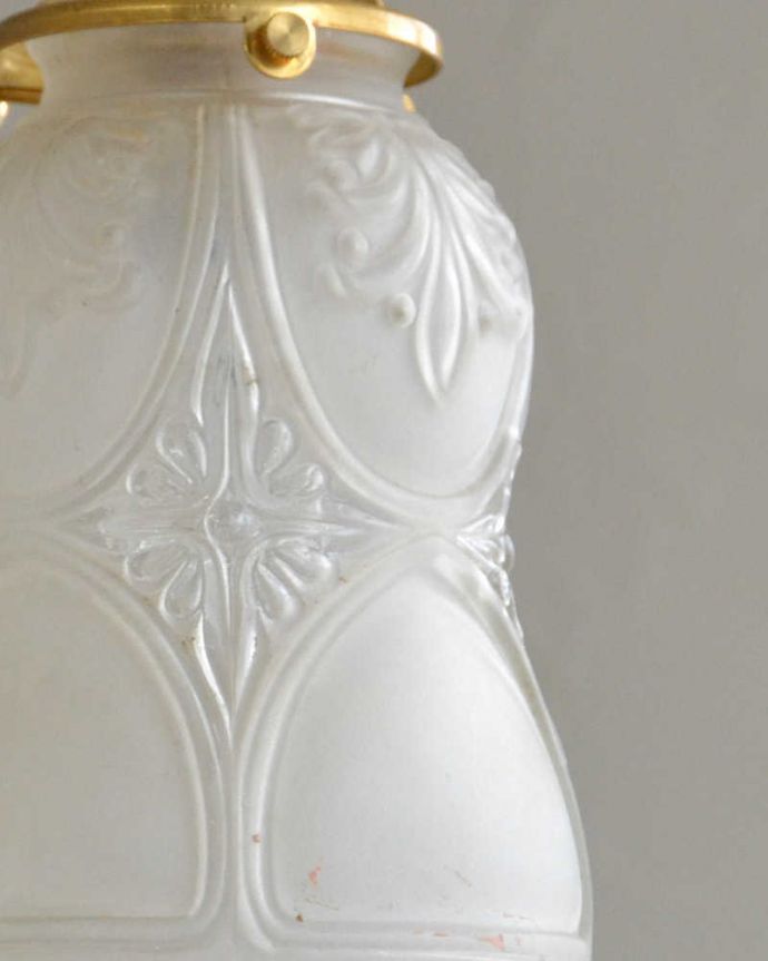 ペンダントライト　照明・ライティング　大人っぽいデザイン、アンティークシェードペンダントライト（コード・シャンデリア電球・ギャラリーA付き）。。(m-2024-z)