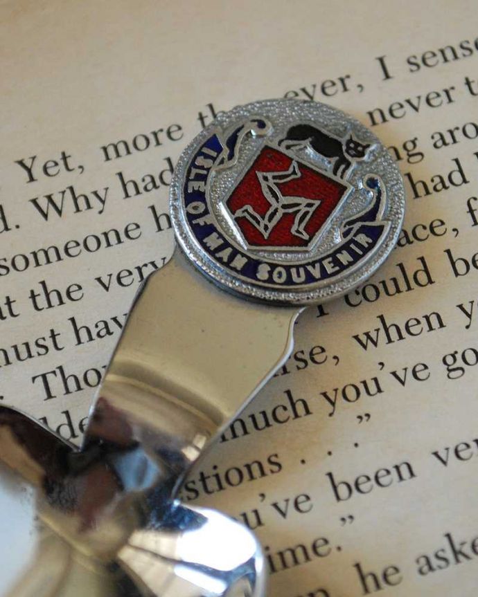 アンティーク 真鍮の雑貨　アンティーク雑貨　英国アンティーク雑貨、持ち手が可愛いキャディスプーン。実際に使っていただけますが、ディスプレイしてあっても可愛いアイテムです。(m-2096-z)