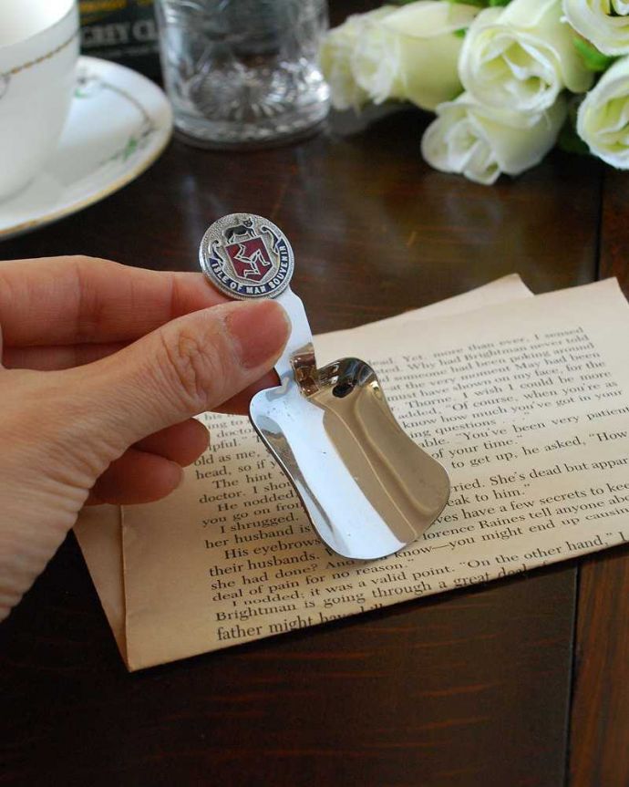 アンティーク 真鍮の雑貨　アンティーク雑貨　英国アンティーク雑貨、持ち手が可愛いキャディスプーン。ティータイムの気分を盛り上げるアイテムです。(m-2096-z)