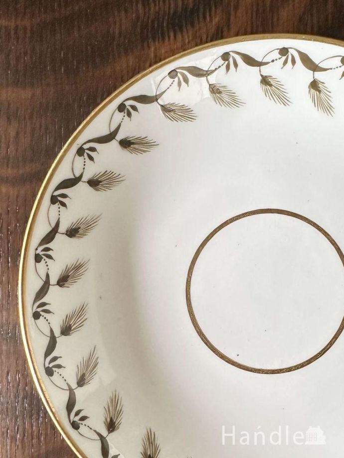 英国アンティークのおしゃれな食器