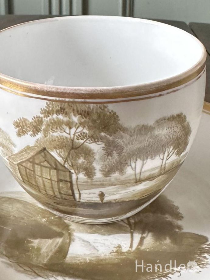 アンティークのカップ＆ソーサー