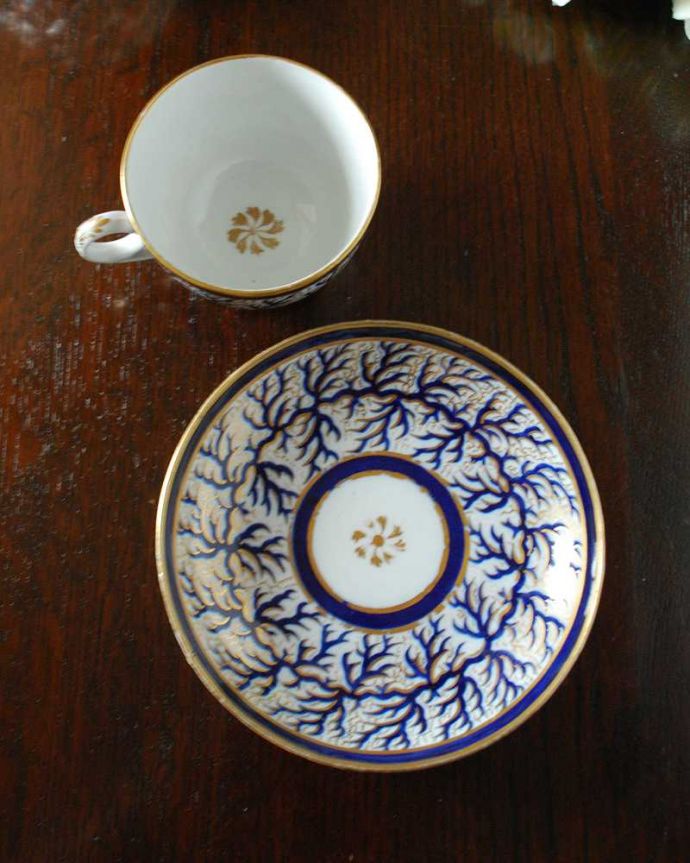 英国アンティークのおしゃれな食器