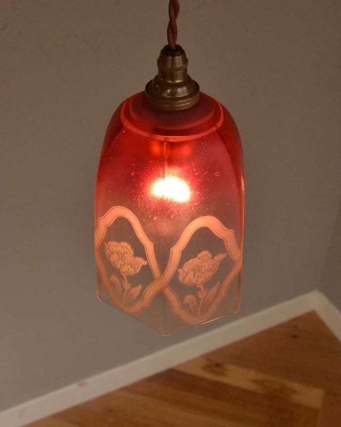 ペンダントライト　照明・ライティング　マーブル模様がキレイなアンティーク ペンダントライト(コード・シャンデリア電球・ギャラリーなし)。。(m-2594-z)