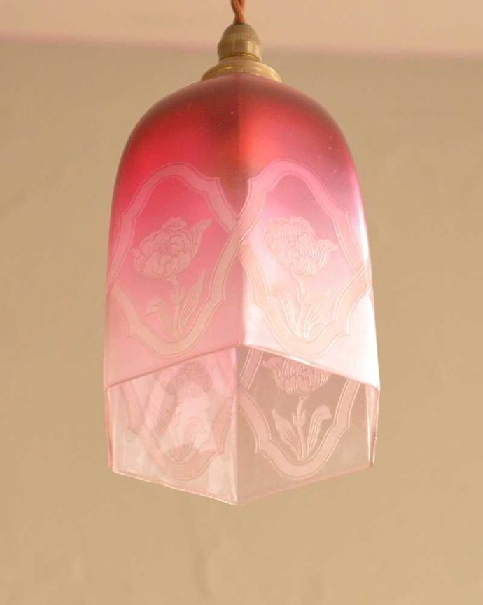 ペンダントライト　照明・ライティング　マーブル模様がキレイなアンティーク ペンダントライト(コード・シャンデリア電球・ギャラリーなし)。。(m-2594-z)