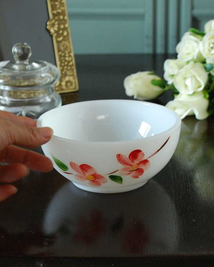 アンティーク雑貨 ファイヤーキングピーチブロッサムのアンティークボウル(ゲイファドシリーズ)。いろいろ便利に使えます食卓で使うのはもちろん、自分だけの使い方を楽しんで下さい。(m-3271-z)