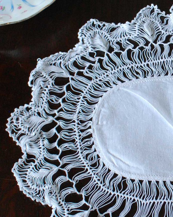 アンティーク雑貨 繊細で華やかなフランスアンティーク雑貨、手編みのドイリーレース。一枚一枚、大切に手作りされました。(m-3273-z)
