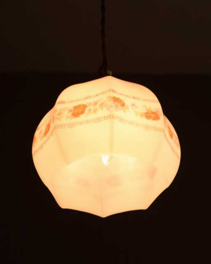 ペンダントライト　照明・ライティング　アンティークの可愛らしいペンダントライト（コード・シャンデリア電球・ギャラリーなし）。。(m-3696-z)