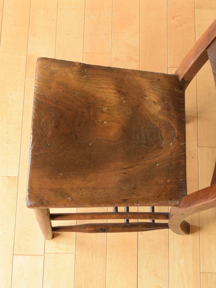 チャペルチェアの座面