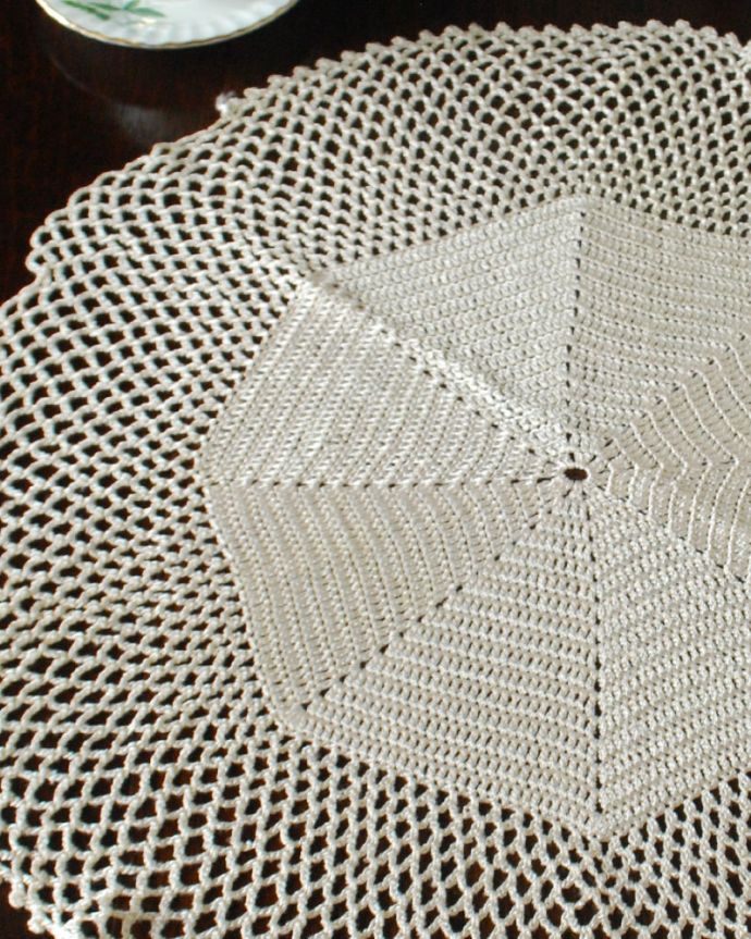 アンティーク雑貨　ハンドメイドドイリー　一枚一枚、大切に手作りされました。(m-4101-z)