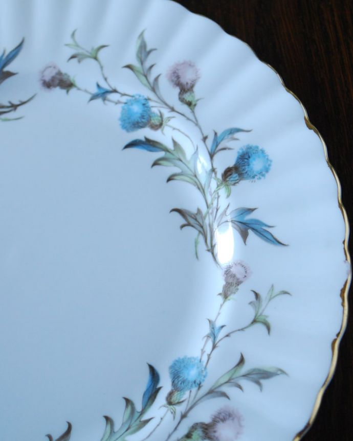 アンティーク 陶磁器の雑貨　アンティーク雑貨　ロイヤルアルバート社あざみサラダプレート　(m-4162-z)