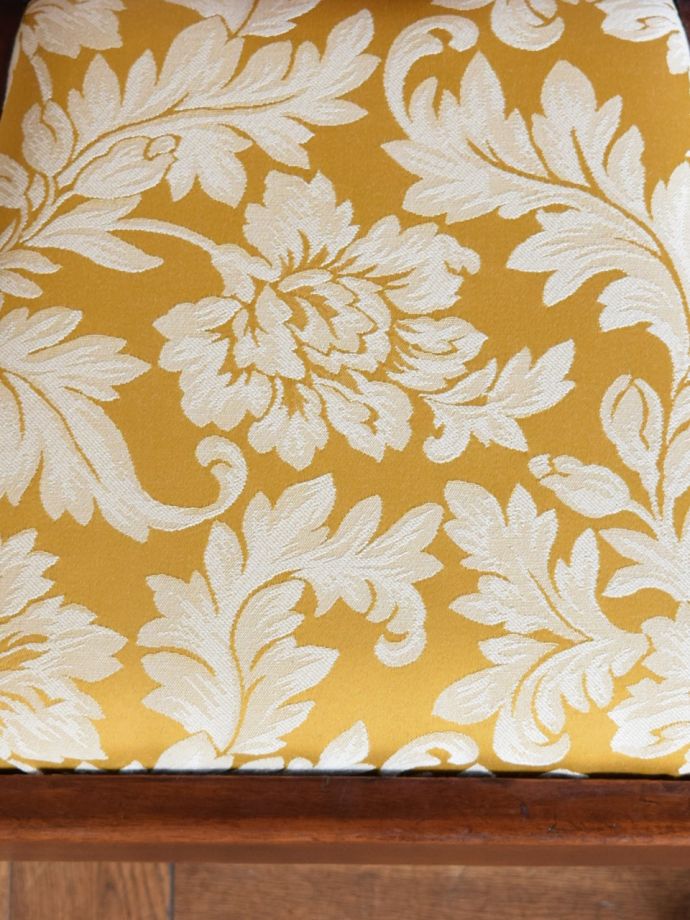 サロンチェアの座面の生地