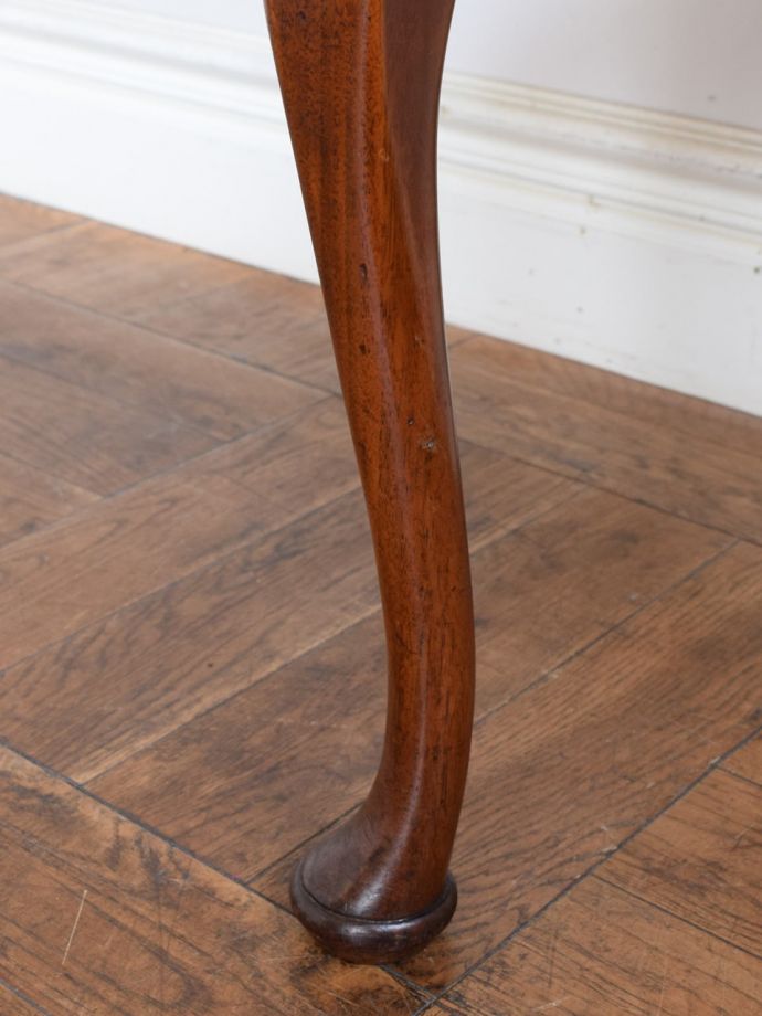 アンティーク椅子の脚