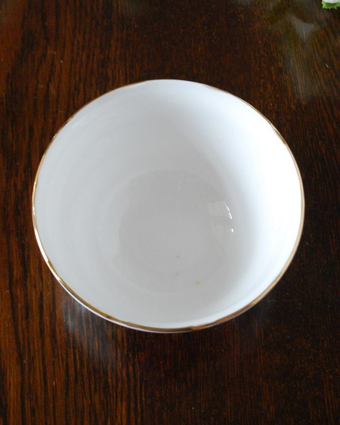 アンティークのおしゃれな食器