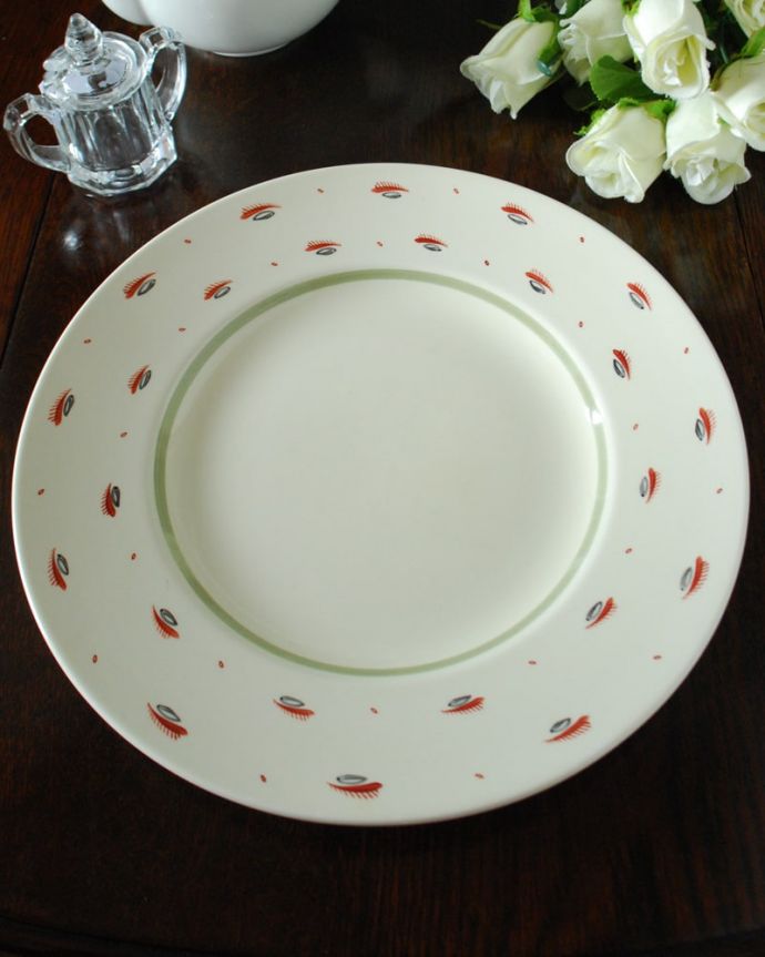 英国アンティークのおしゃれな食器