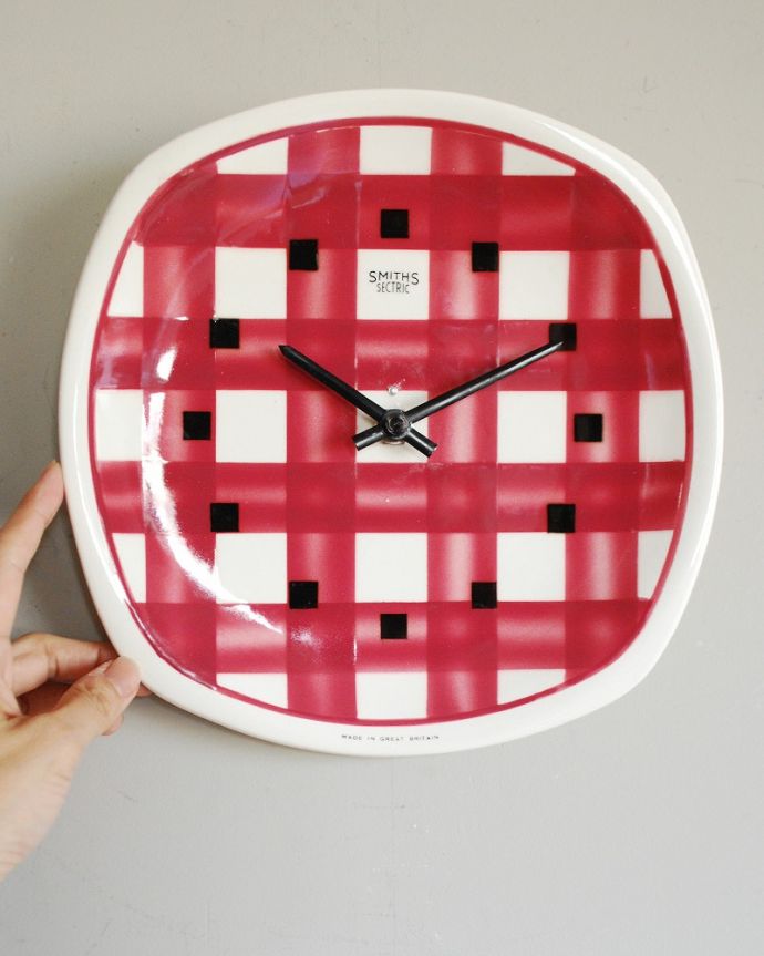 アンティーク その他の雑貨　アンティーク雑貨　スミス社（SMITH）×T.G.GREEN社のコラボ、アンティークウォールクロック（壁掛け時計）　アンティークらしい独特のデザインアンティークなので多少のキズ・汚れがある場合があります。(m-4268-z)