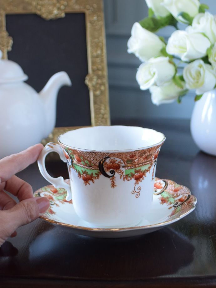 イギリスのカップ&ソーサー