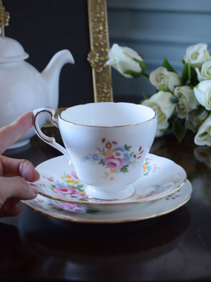 パラゴンのカップ＆ソーサー(トリオ)