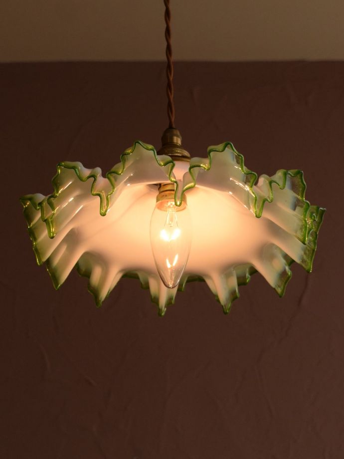 アンティーク照明の美しい灯り