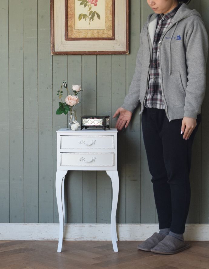 アンティークのチェスト アンティーク家具 アンティークペイント家具、フランスの美しいサイドチェスト。とっても可愛いカップボード。(m-432-f-1)