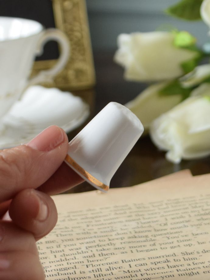 英国アンティークのおしゃれなシンブル