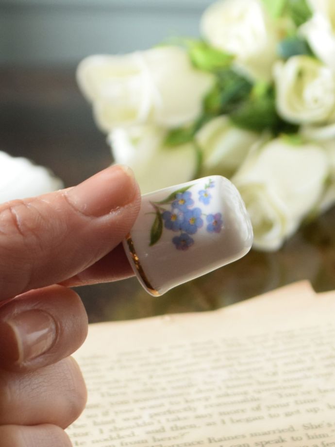 英国アンティークのおしゃれなシンブル