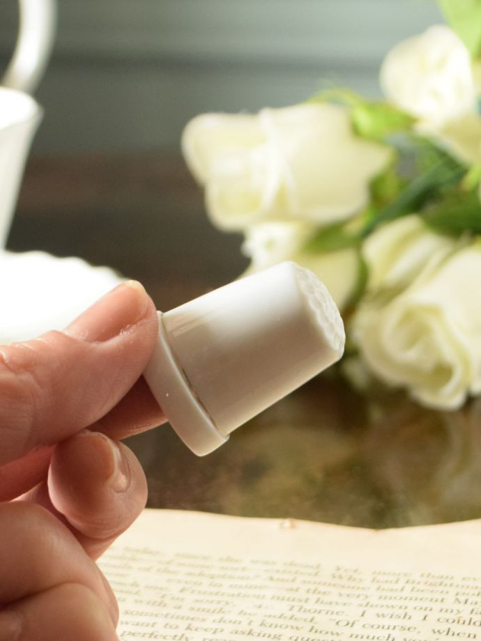 英国アンティークのおしゃれなシンブル