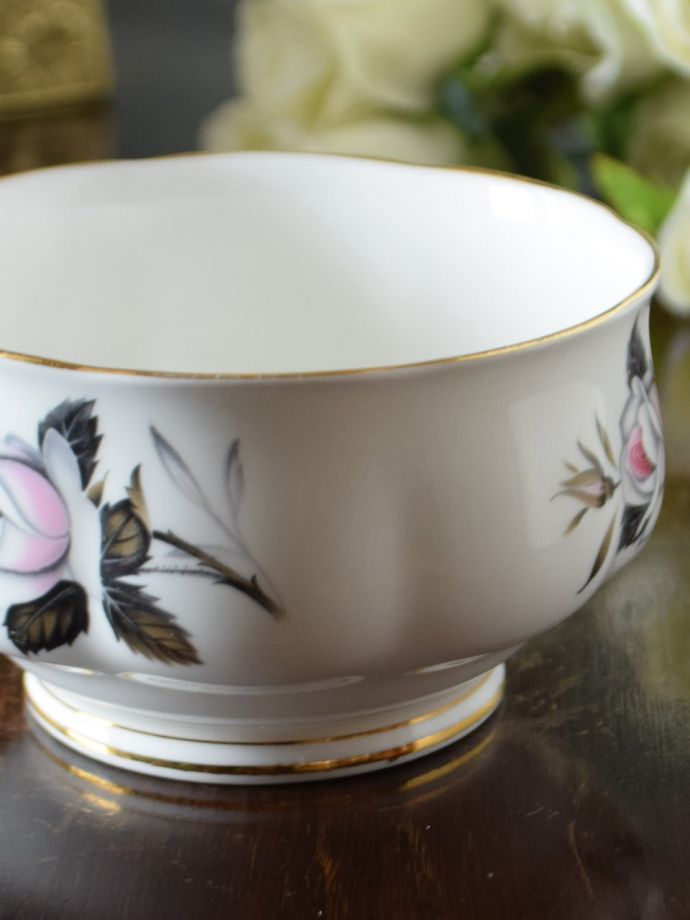 ロイヤルアルバートのクイーンメッセンジャー