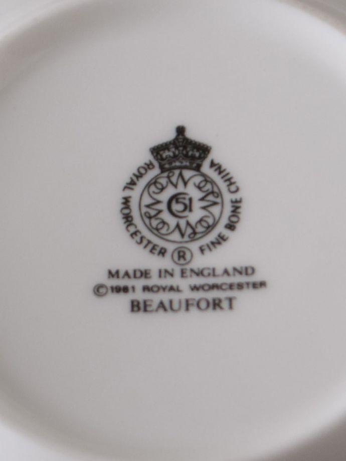 ロイヤルウースターのバックスタンプ