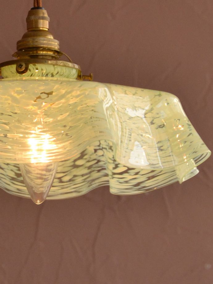 ペンダントライトのシェード