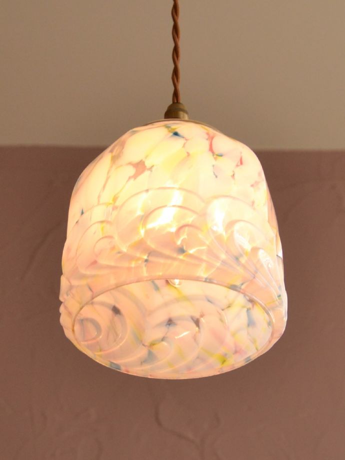 アンティーク照明の美しい灯り