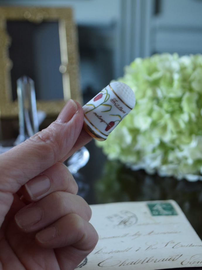 英国アンティークのおしゃれなシンブル