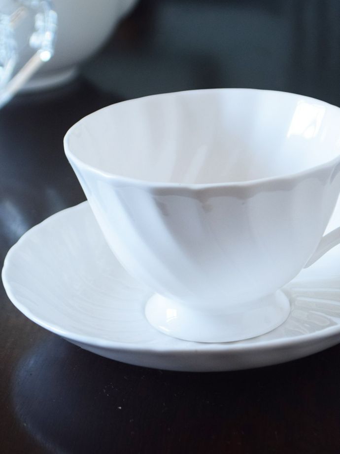 スージークーパーのカップ＆ソーサー