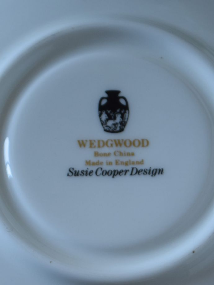 スージークーパーのバックスタンプ