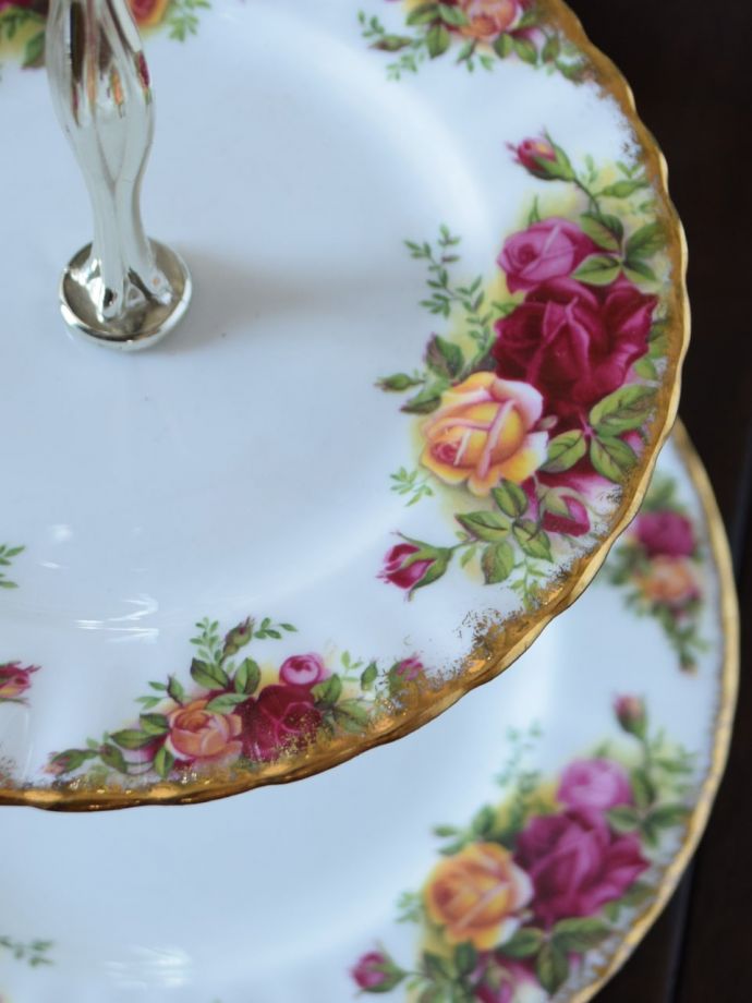 ロイヤルアルバートのオールドカントリーローズ