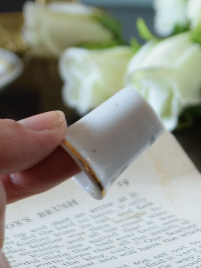 英国アンティークのおしゃれなシンブル