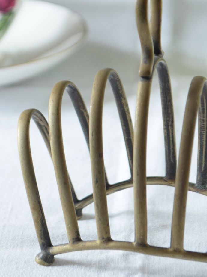 アンティーク真鍮製のトーストスタンド