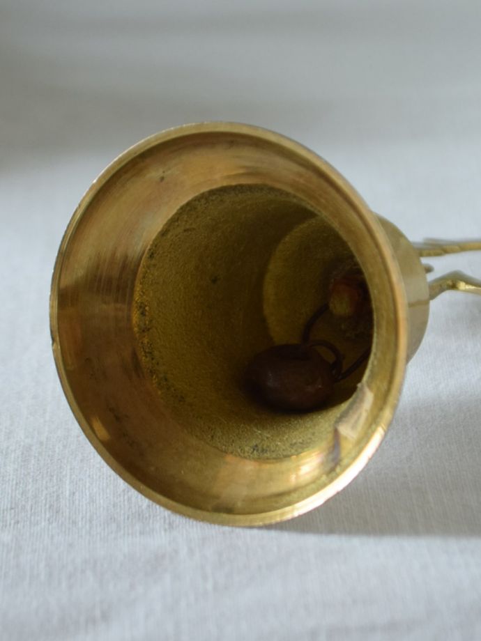 英国で見つけたアンティークの真鍮雑貨、可愛くて小さなクリスマス