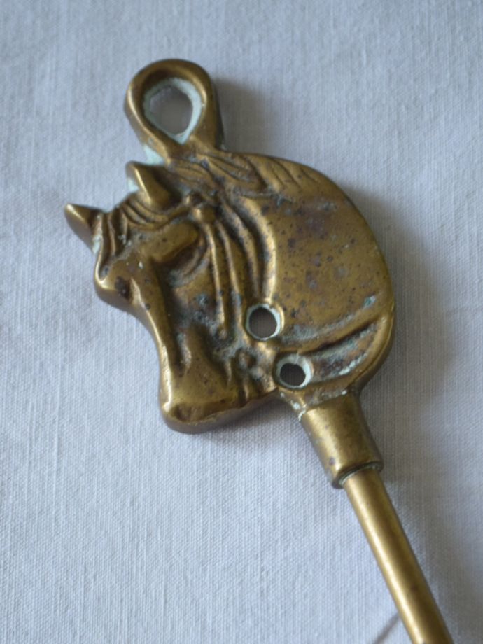 英国製ヴィンテージ 馬デザインのファイヤーツール 暖炉用火かき棒 英国製ヴィンテージ 馬デザインのファイヤーツール 暖炉用火かき棒