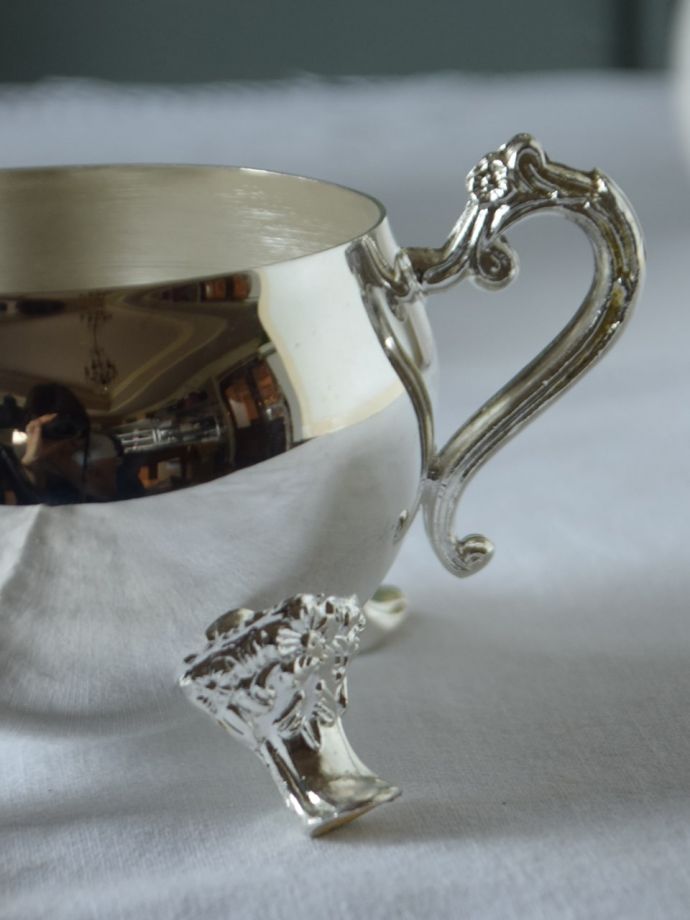 英国製シルバープレートのミルクポット、アンティークのミルク