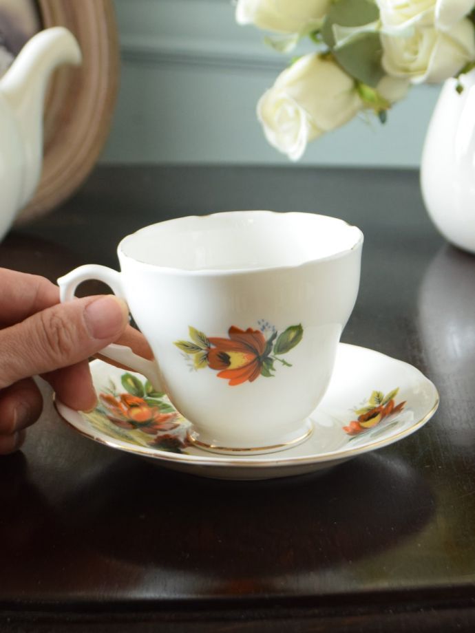 イギリスのカップ&ソーサー