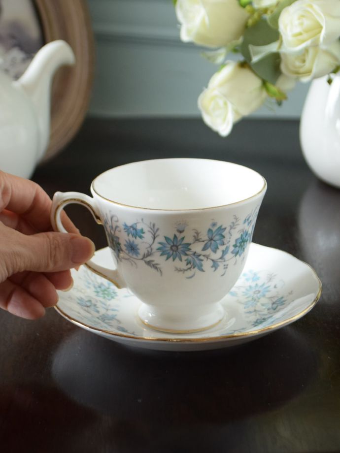 コルクラフのカップ＆ソーサー